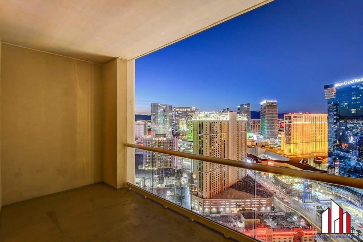 Mgm Signature-33-709 F1 Track & Strip View Balcony Las Vegas Buitenkant foto